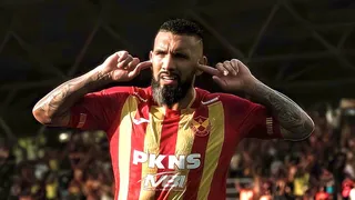 Ronnie Fernández explica por qué el fútbol de Malasia está mejor organizado que el de Chile