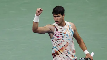 Carlos Alcaraz batió a Lloyd Harris y avanzó con paso firme a tercera ronda del US Open