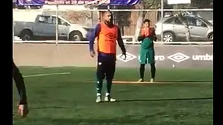 Arturo Vidal entrenó con el plantel de Rodelindo Román en San Joaquín
