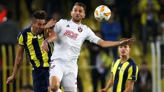 Fenerbahce de Mauricio Isla obtuvo su primera victoria en la Europa League ante Spartak Trnava
