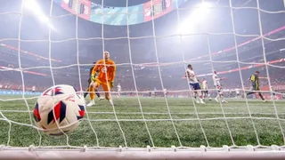 Arquero de la MLS fue entrevistado mientras jugaba