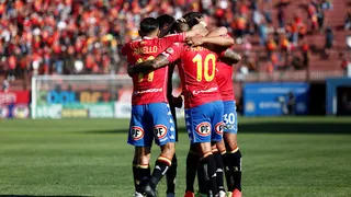 Unión Española impuso condiciones sobre Curicó Unido y sigue afirmándose en la parte alta
