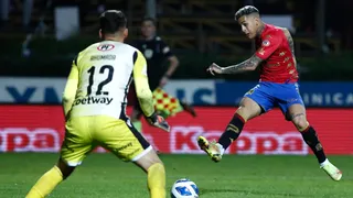 Unión Española busca sus primeros abrazos del torneo en el clásico de colonias contra Audax