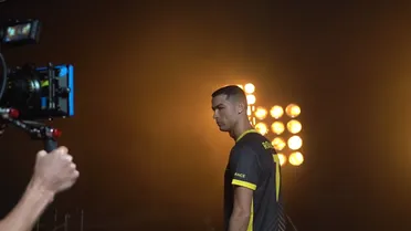 Cristiano enfrenta millonaria demanda por promocionar empresa de criptomonedas