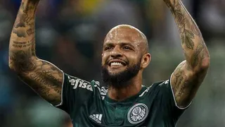 Felipe Melo donó seis toneladas de alimentos a comunidades en Brasil ante el coronavirus