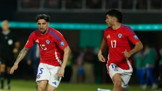 Drástica decisión en Argentina: Gigante echará a seleccionado chileno