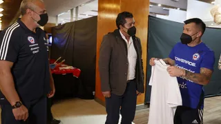 Alcalde de Calama visitó a La Roja antes de su viaje a La Paz