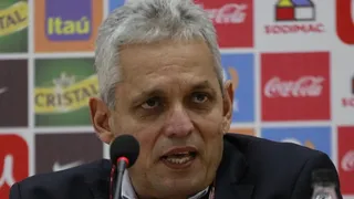 Reinaldo Rueda entregó nómina local de jugadores “pensando en el futuro” de la Roja