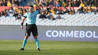 ¿Quién es Derlis López, el árbitro de Estudiantes vs U de Chile por la Copa Libertadores 2025?