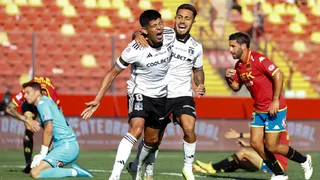 Colo Colo tuvo debut triunfal en el Campeonato con goleada a Unión Española