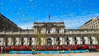 Presidente Boric encabezó recepción al Team Chile en La Moneda: Lograron unir al país
