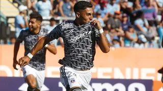 Thompson volvió a anotar un “gol de camarín” y adelantó a Colo Colo ante O’Higgins