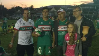 “Aquí las tradiciones se respetan”: Equipo de Tercera B premió a delantero por marcar un hat-trick