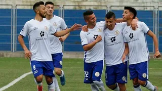 Naval debutará como invitado de la Segunda División el domingo ante Fernández Vial