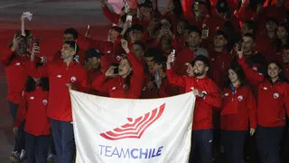 El Team Chile desfiló al son de la cueca en la ceremonia de Santiago 2023