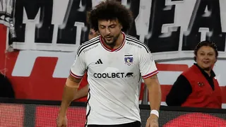 Quinteros probó dupla de centrales sin Falcón a dos días del Superclásico