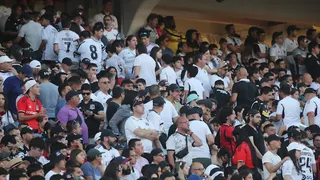 Hinchas de Colo Colo recibieron críticas por abandonar el estadio antes del final frente a U. Española