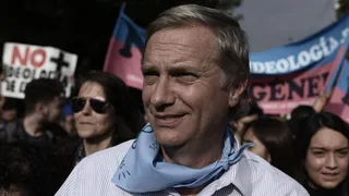 Las señales también importan: La respuesta de la ministra Kantor a Kast por crítica a atleta transexual