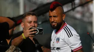 Vidal contó que su fichaje en Colo Colo no está caído, pero aseguró: “Me tiene estresado el tema”