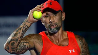 Marcelo Ríos contó cuando se bañó en una tina con cerveza y se comparó con Arturo Vidal