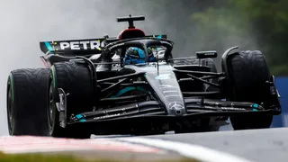 George Russell dominó el primer libre en Hungría