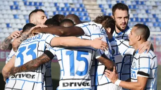 Inter con Alexis Sánchez logró gran remontada contra Cagliari y sostuvo el subliderato en Italia