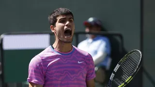 Carlos Alcaraz batió a Fabian Marozsan y avanzó a cuartos en Indian Wells
