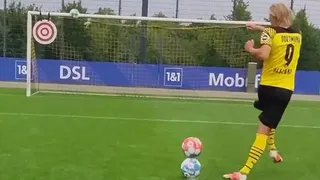 El truco inverosímil que exhibió Erling Haaland