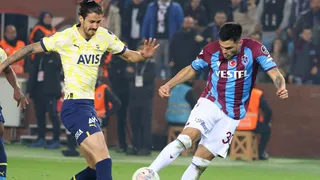 Trabzonspor batió al líder Fenerbahce y dejó a Galatasaray con opciones de trepar en Turquía