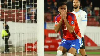 La Roja sorprende: se filtra una camiseta suplente jamás vista… y ya tiene fecha de estreno