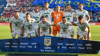 Iván Morales repitió titularidad con Sarmiento en luchado empate en su visita a Boca Juniors