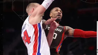 Damian Lillard firmó un doble-doble en triunfo de los Trail Blazers sobre Detroit Pistons