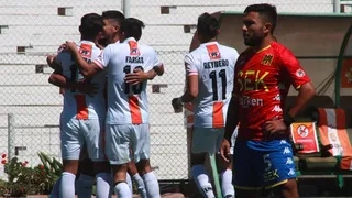 Cobresal goleó a Unión Española y clasificó a Copa Sudamericana
