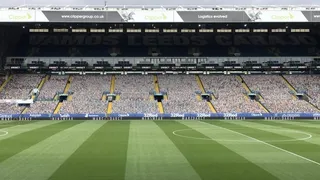 “Vamos Leeds, carajo”: El mensaje que decora el estadio del equipo de Bielsa