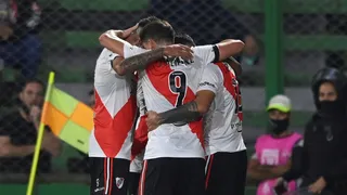 River Plate de Paulo Díaz venció a Defensa y Justicia y presionó al líder Racing en Argentina