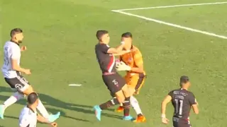 [VIDEO] ¡Tremendo! El choque que dejó muy complicado a Cortés en Colo Colo