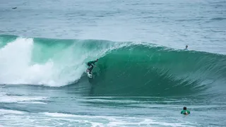 “El Gringo” regaló olas de más de tres metros en la penúltima jornada del Arica Pro Tour