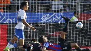 Aued asistió y Zampedri aumentó el marcador para la UC ante Iquique