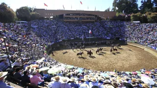Medialuna Monumental de Rancagua llevará el nombre de Gonzalo Vial Vial