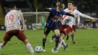 Curicó Unido se enredó ante Huachipato y desaprovechó el tropiezo de los líderes