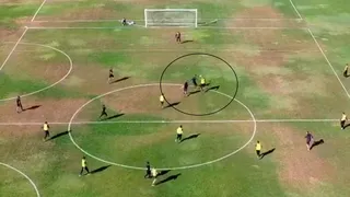 Humberto Suazo deslumbró con su talento y marcó golazo en una práctica