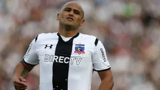 Humberto Suazo presentó demanda a Colo Colo por más de 800 millones de pesos