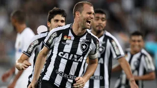 Botafogo derrotó a Sport Recife con Leonardo Valencia durante todo el partido