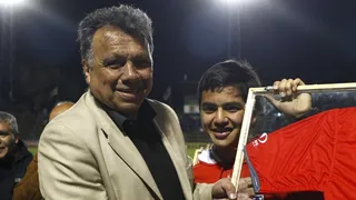 Elías Figueroa le deseó suerte a Arturo Vidal: Siempre buscas dejar en alto el nombre de Chile