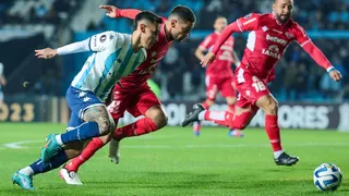 Ñublense dijo adiós a la Copa Libertadores con una dura derrota ante Racing en El Cilindro