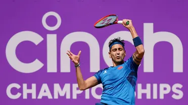 Alejandro Tabilo sufrió más de la cuenta para vencer al italiano Cobolli en Wimbledon