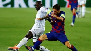 Lionel Messi lideró el triunfo de FC Barcelona sobre Napoli por octavos en la Champions