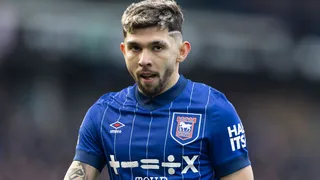 Delantero paraguayo se recuperó de su lesión y le mete miedo a La Roja