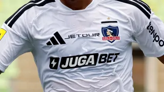 El movimiento que vuelve a sacudir el Monumental: Colo Colo prepara una salida clave