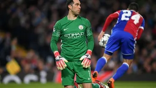 Manchester City cayó ante Basilea y se apoyó en la ventaja de la ida para clasificar en la Champions